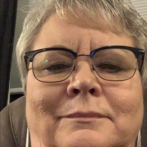 Meet your Posher, Cheryl